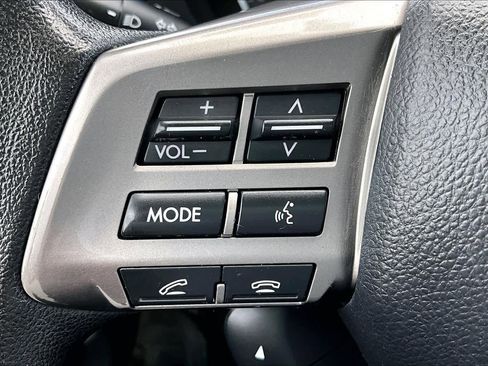 Used 2015 Subaru Forester 2.5i w/ Alloy Wheel Package image 36