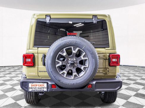 New 2026 Jeep Wrangler Unlimited Sahara AWD/4WD image 15