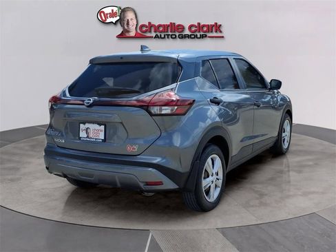 Used 2024 Nissan Kicks S image 5