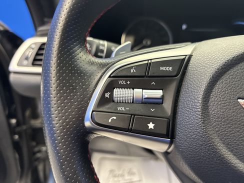 Used 2023 Genesis G70 3.3T w/ Sport Prestige Package AWD/4WD image 15