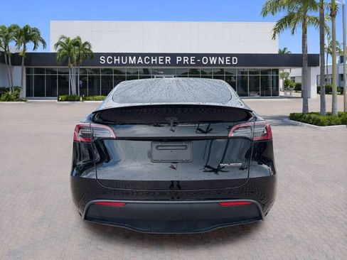 Used 2024 Tesla Model Y Performance AWD/4WD image 6