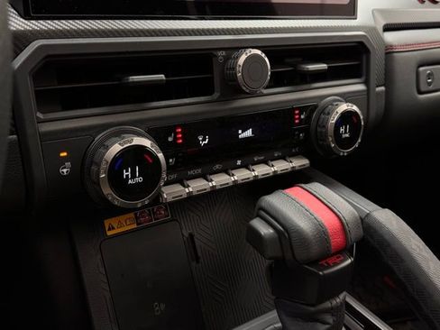 Used 2025 Toyota Tacoma TRD Pro image 40