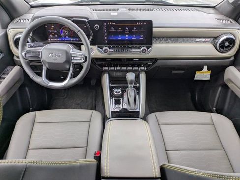 New 2025 Chevrolet Colorado ZR2 w/ Midnight Edition AWD/4WD image 18