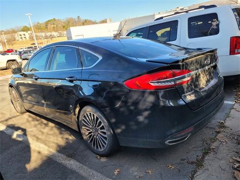 Used 2018 Ford Fusion Titanium image 4