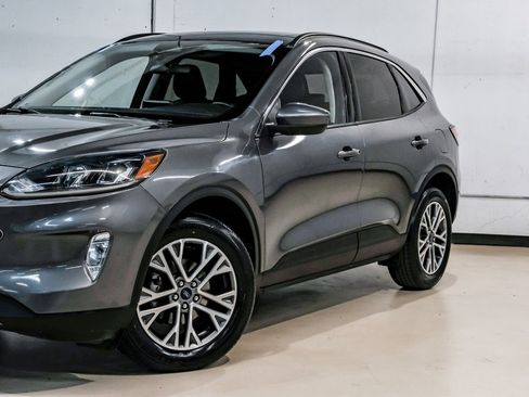 Used 2021 Ford Escape SEL image 7