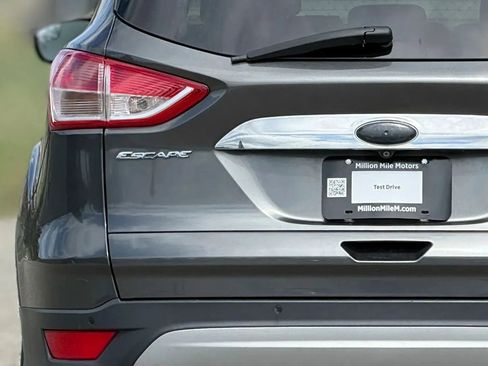 Used 2015 Ford Escape Titanium image 13