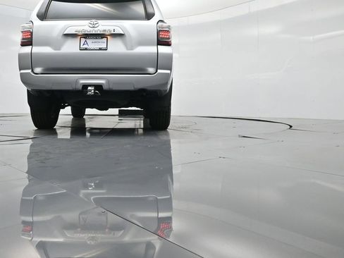 Used 2021 Toyota 4Runner SR5 image 41