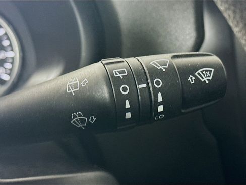 Used 2018 Jeep Renegade Sport w/ Power & Air Group image 13