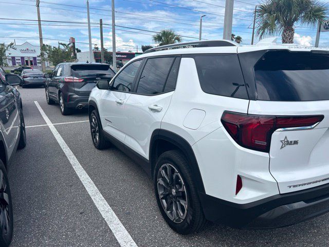 Used 2025 GMC Terrain Elevation w/ Elevation Premium Package AWD/4WD image 6