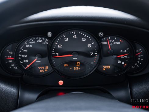 Used 2001 Porsche 911 Carrera 4 image 21
