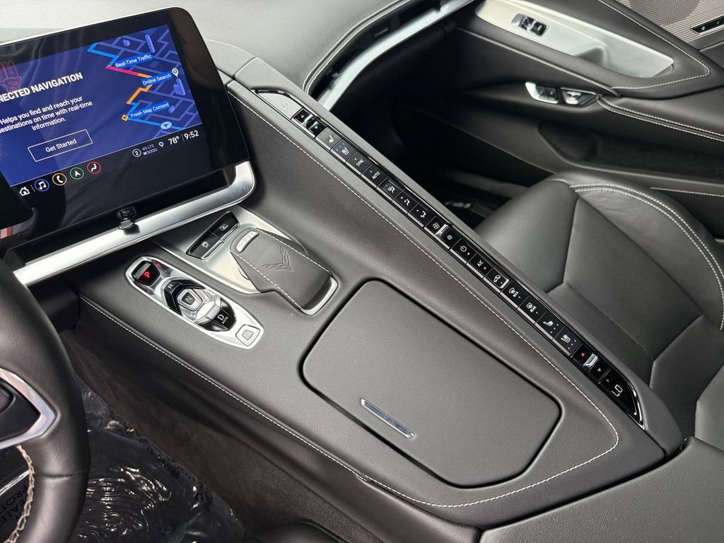 Used 2022 Chevrolet Corvette Stingray Preferred Conv w/ Battery Protection Package RWD image 20