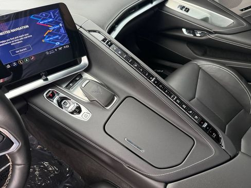 Used 2022 Chevrolet Corvette Stingray Preferred Conv w/ Battery Protection Package RWD image 20
