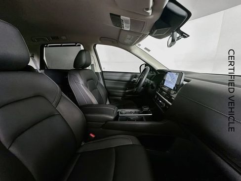Certified 2025 Nissan Pathfinder SL AWD/4WD image 27