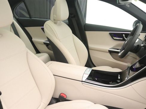 New 2025 Mercedes-Benz C 300 4MATIC Sedan image 9
