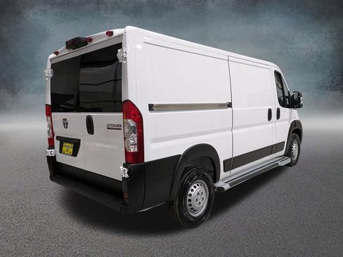 Used 2025 RAM ProMaster 2500 w/ U-Haul Equipment Group FWD image 4