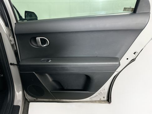 Used 2024 Hyundai Ioniq 5 SEL RWD image 30