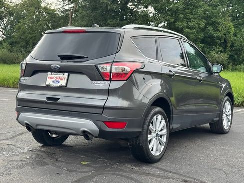 Certified 2017 Ford Escape Titanium FWD image 7