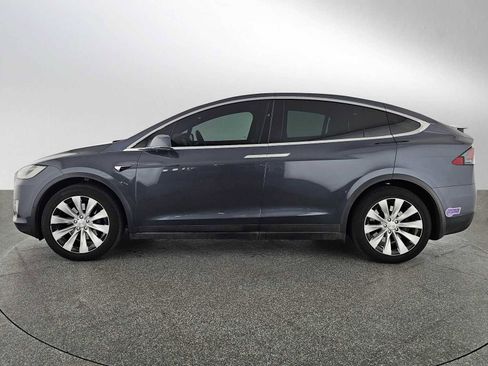 Used 2019 Tesla Model X Long Range image 2