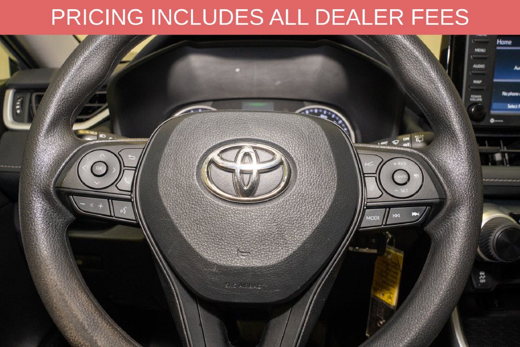 Certified 2022 Toyota RAV4 LE FWD image 17