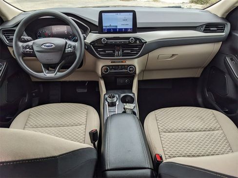 Used 2020 Ford Escape SE image 15
