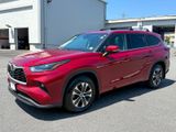 Used 2021 Toyota Highlander XLE image 5