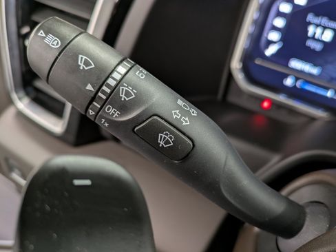 Used 2023 GMC Sierra 1500 Denali w/ Technology Package image 17