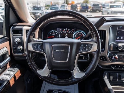 Used 2018 GMC Sierra 1500 Denali AWD/4WD image 14