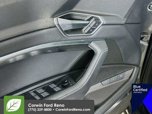 Used 2021 Audi e-tron Premium Plus w/ Premium Plus Package AWD/4WD image 22