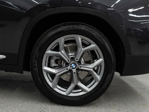 Used 2025 BMW X4 xDrive30i w/ Premium Package image 37