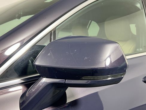 Used 2024 Cadillac XT4 Luxury image 12