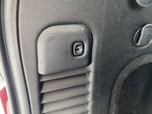 Certified 2019 Jeep Grand Cherokee Limited w/ Trailer Tow Group IV image 15