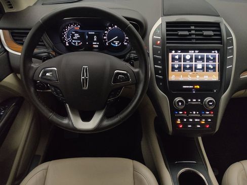 Used 2018 Lincoln MKC Select w/ Select Plus Package FWD image 22