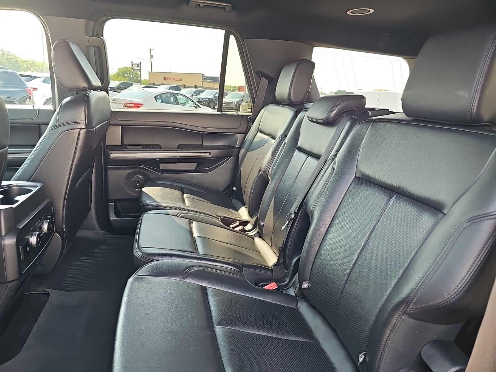 Used 2021 Ford Expedition XLT AWD/4WD image 20