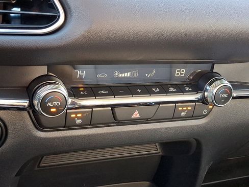 New 2025 MAZDA CX-30 AWD 2.5 S w/ Premium Package image 13