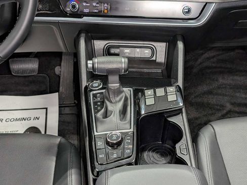 Used 2025 Kia Sportage X-Line w/ Premium Package image 20