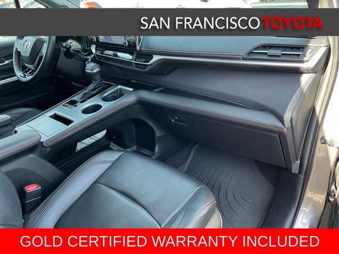 Certified 2022 Toyota Sienna XSE image 26