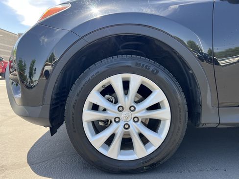 Used 2015 Toyota RAV4 Limited AWD/4WD image 10