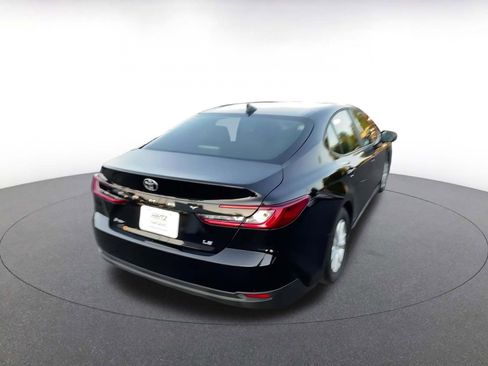Used 2025 Toyota Camry LE image 14