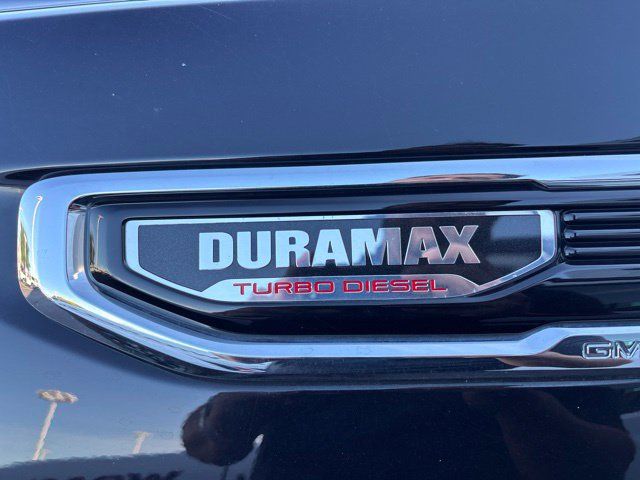 Used 2020 GMC Sierra 1500 SLT w/ SLT Premium Plus Package AWD/4WD image 11