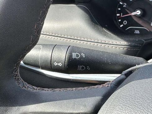 Used 2022 Jeep Compass Limited image 29