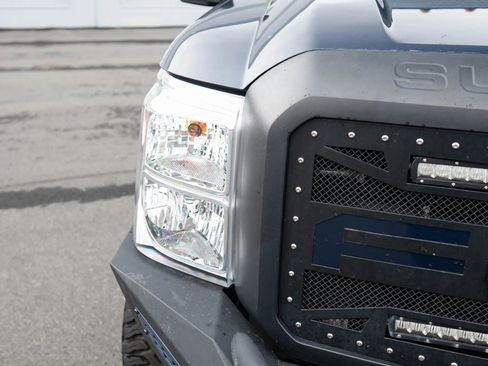 Used 2013 Ford F350 Lariat w/ Chrome Pkg image 10