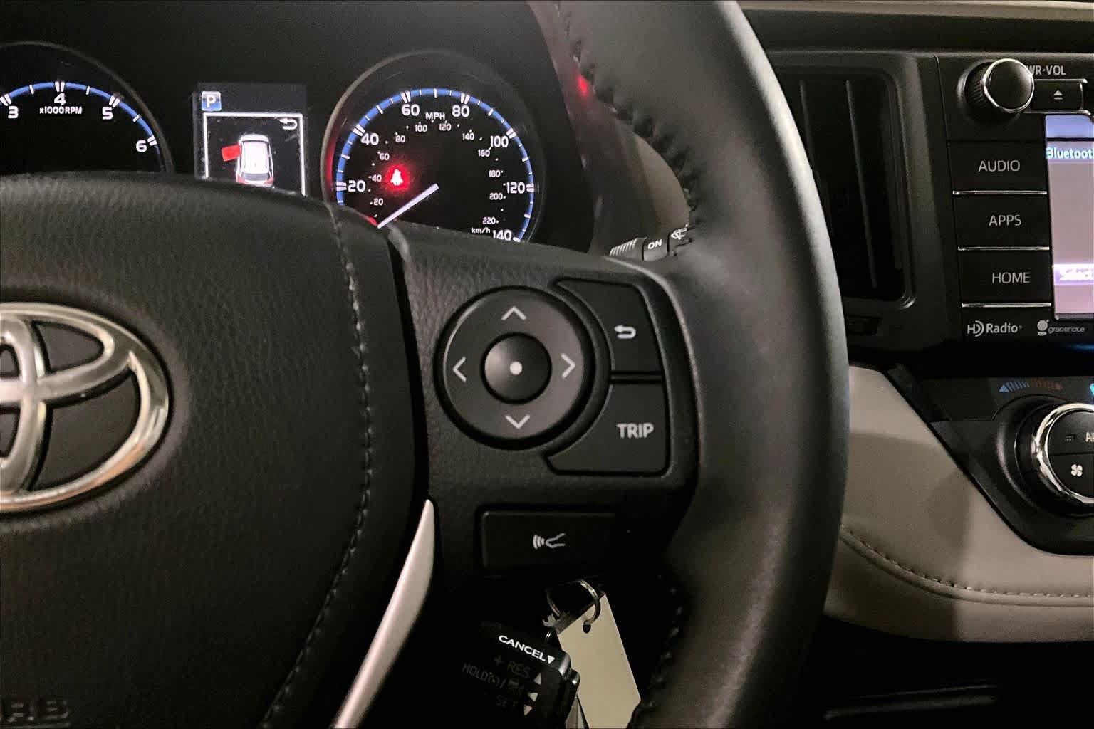 Used 2017 Toyota RAV4 XLE AWD/4WD image 24
