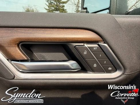 New 2026 Chevrolet Silverado 3500 High Country w/ High Country Premium Package AWD/4WD image 21
