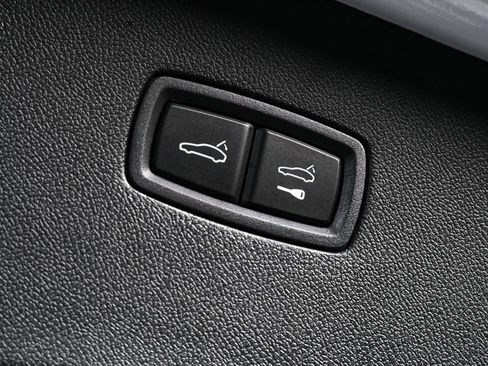 New 2026 Porsche Cayenne S image 33