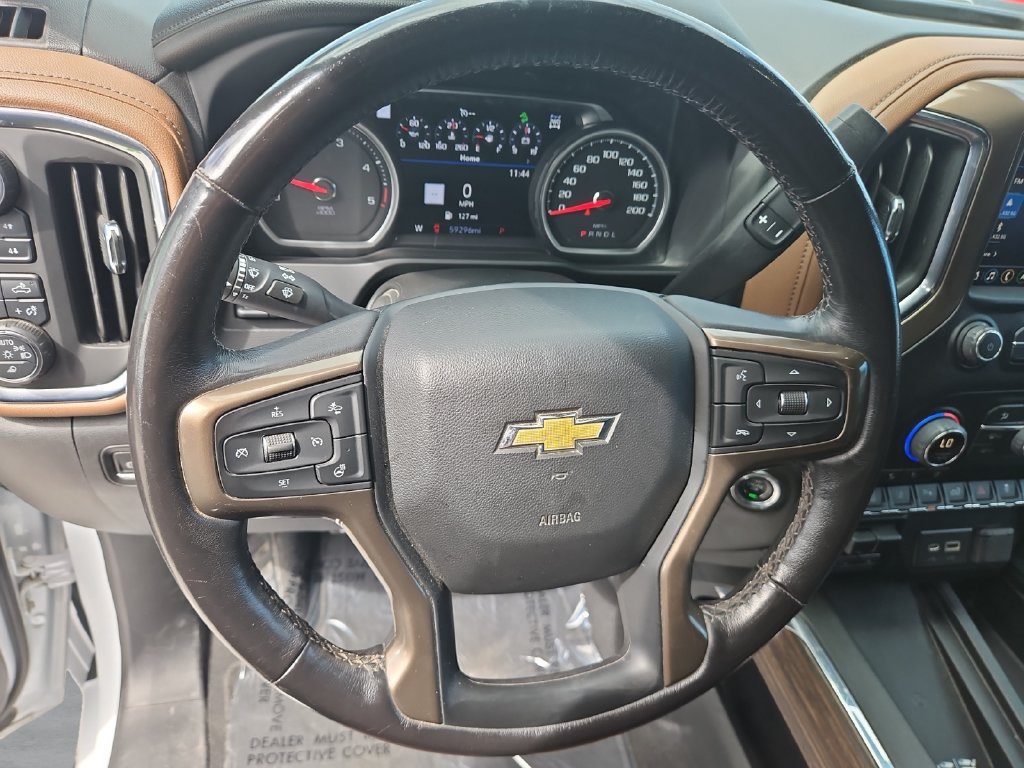 Used 2023 Chevrolet Silverado 2500 High Country w/ Technology Package AWD/4WD image 13