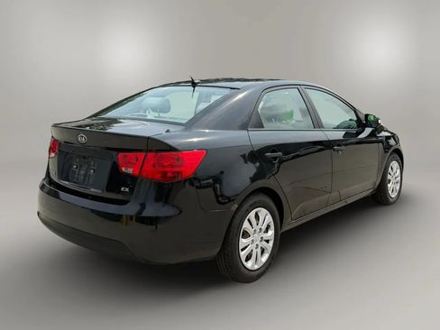 Used 2010 Kia Forte EX FWD image 5