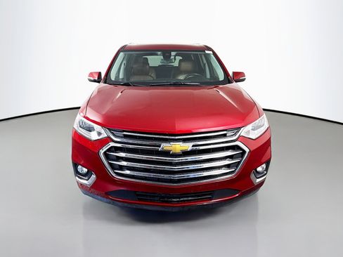Used 2018 Chevrolet Traverse High Country w/ LPO, Cargo Package AWD/4WD image 2
