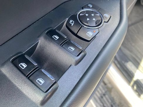 Used 2023 Ford Expedition Max Platinum AWD/4WD image 12