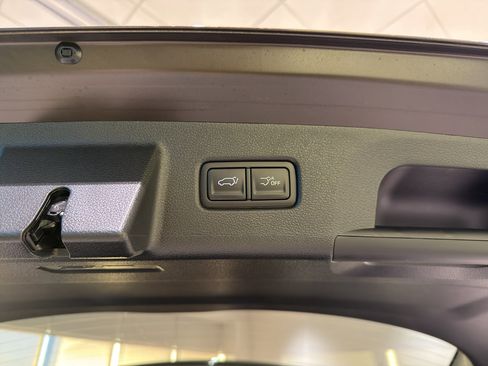 New 2025 Kia Telluride S image 21