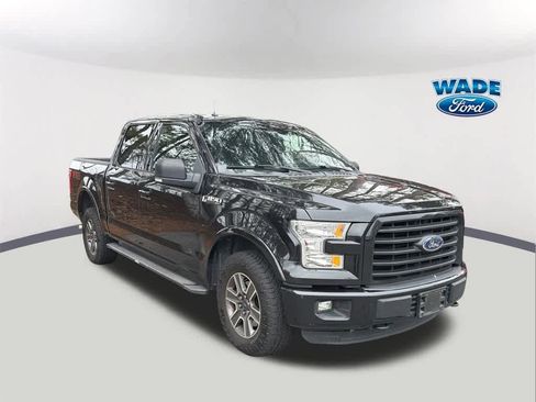 Used 2015 Ford F150 XLT w/ Equipment Group 302A Luxury image 3